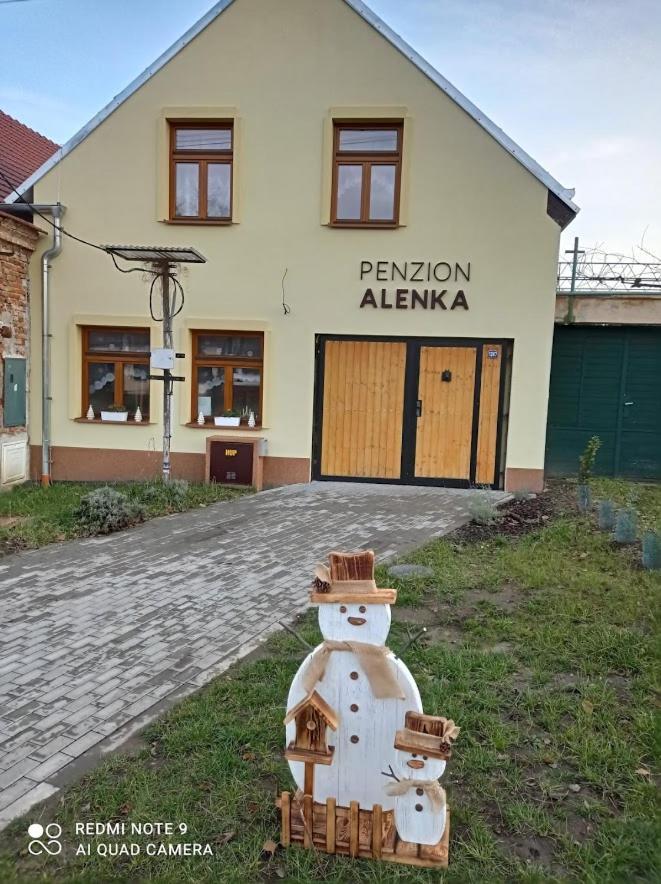 Penzion Alenka Valtice Luaran gambar