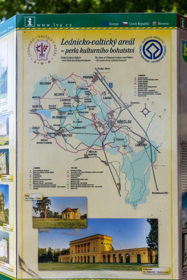 Penzion Alenka Valtice Luaran gambar