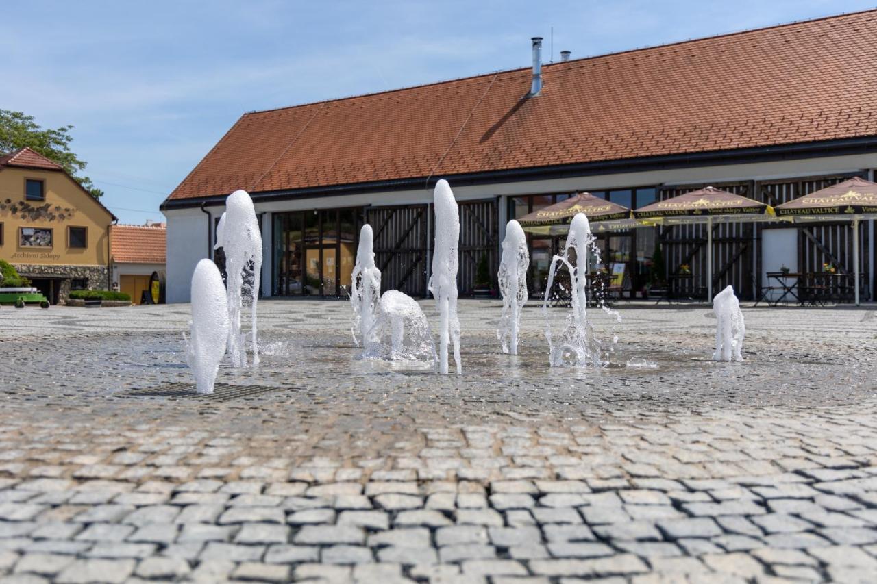 Penzion Alenka Valtice Luaran gambar